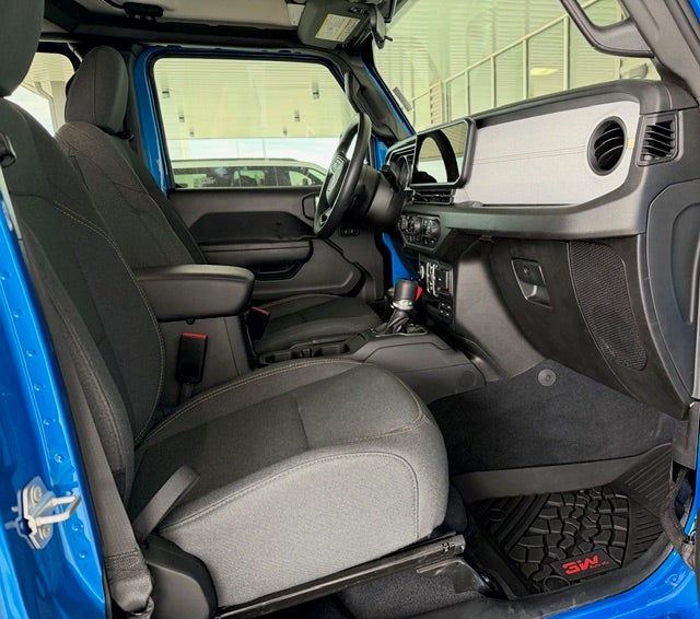 2025 Jeep Gladiator Nighthawk 4x4 *Ltd Avail*