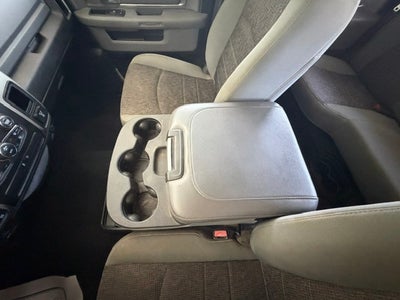 2019 RAM 1500 Classic SLT 4x4 Crew Cab 5'7" Box