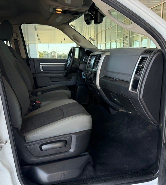 2019 RAM 1500 Classic SLT 4x4 Crew Cab 5'7" Box