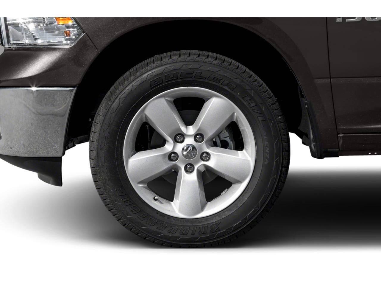 2019 RAM 1500 Classic SLT 4x4 Crew Cab 5'7" Box