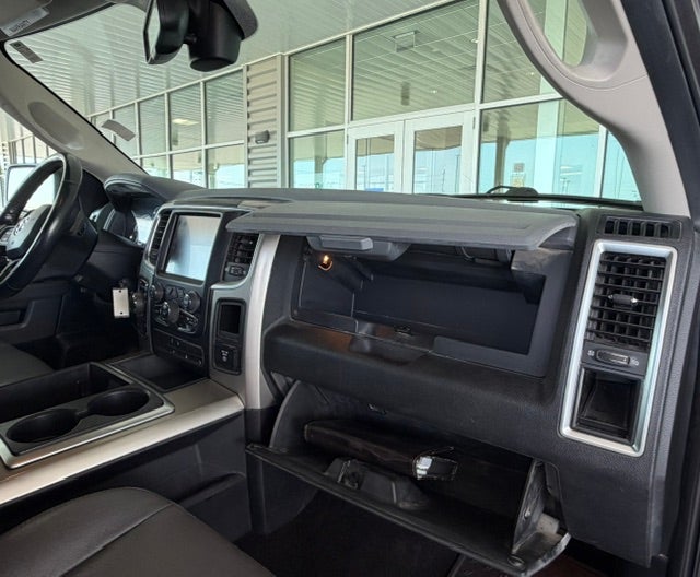 2015 RAM 1500 4WD Crew Cab 5.7 Ft Box Outdoorsman