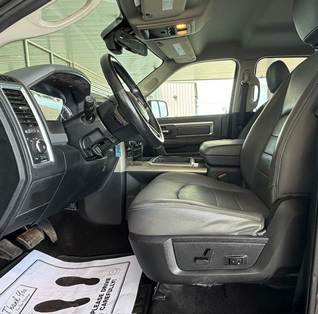 2015 RAM 1500 4WD Crew Cab 5.7 Ft Box Outdoorsman