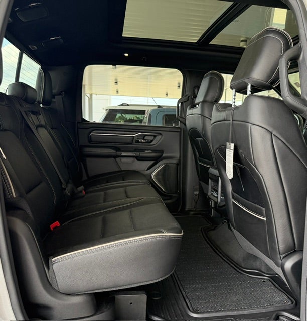 2023 RAM 1500 Limited 4x4 Crew Cab 5'7" Box