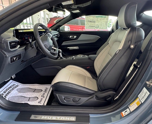 2025 Ford Mustang GT Premium Fastback