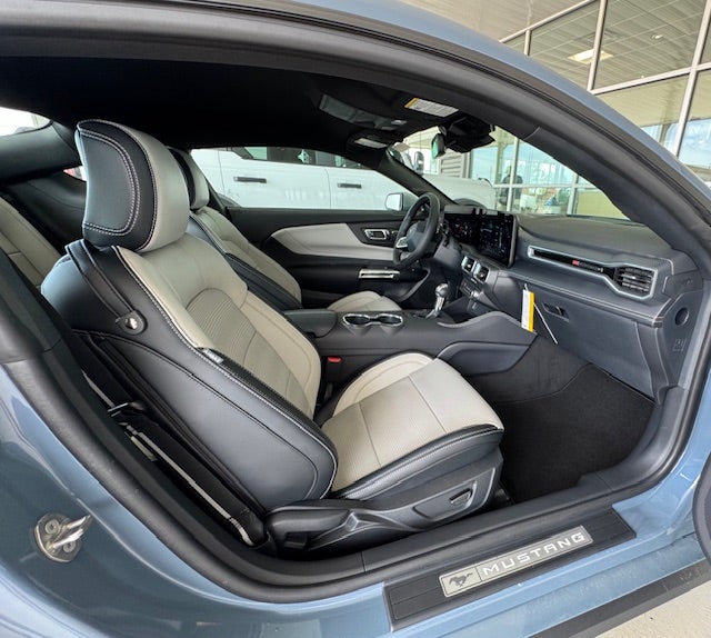 2025 Ford Mustang GT Premium Fastback