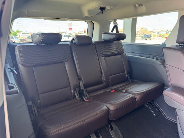 2025 Ford Expedition Max Platinum 4x4