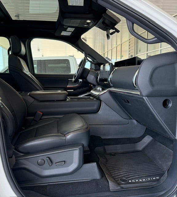 2025 Ford Expedition Tremor 4x4