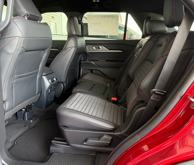 2026 Ford Explorer ST-Line RWD