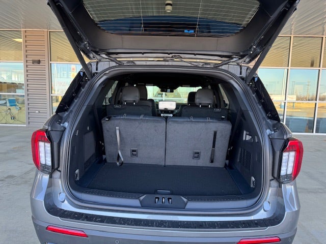 2026 Ford Explorer ST-Line RWD