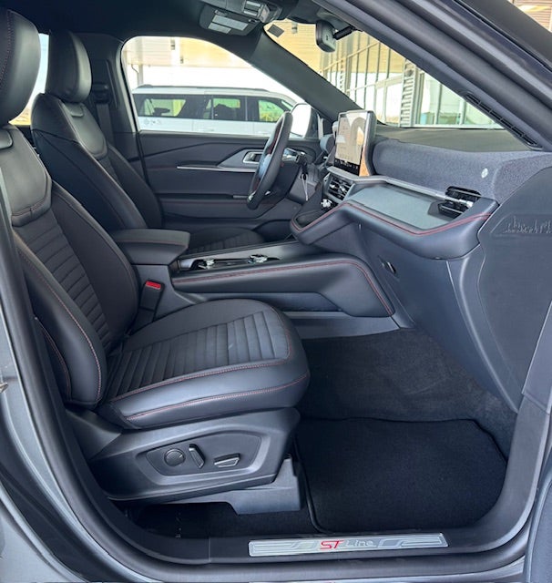 2026 Ford Explorer ST-Line RWD