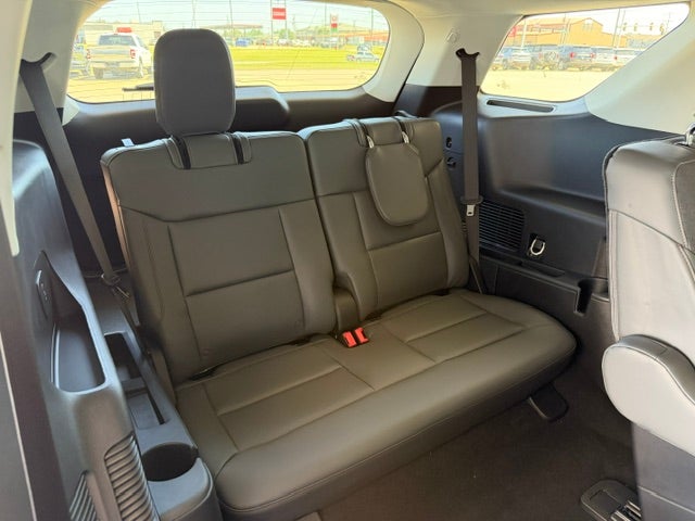 2026 Ford Explorer Active w/100A Pkg 4WD
