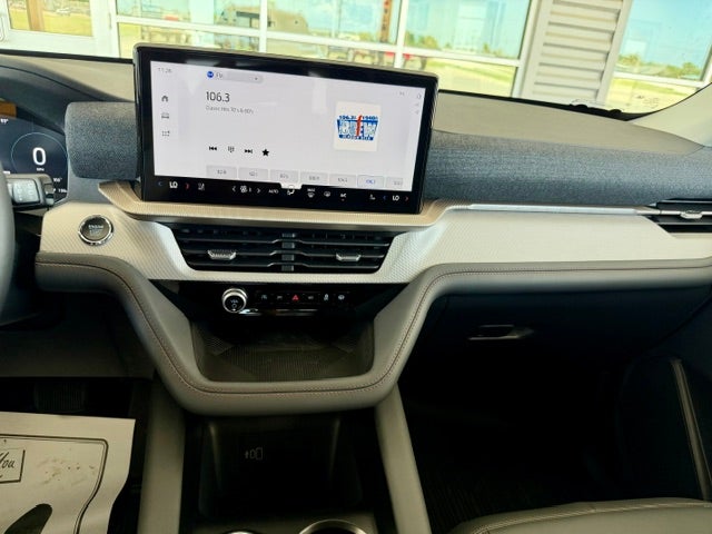 2026 Ford Explorer Active w/100A Pkg 4WD
