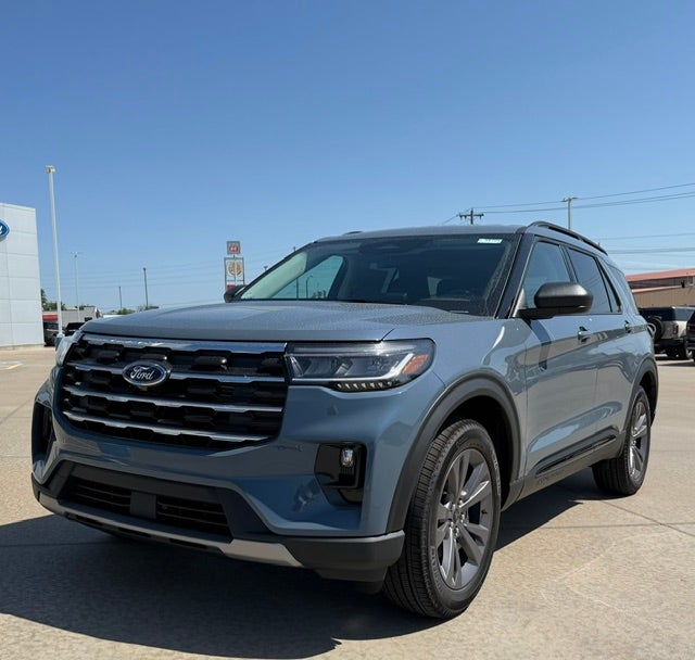 2026 Ford Explorer Active w/100A Pkg 4WD