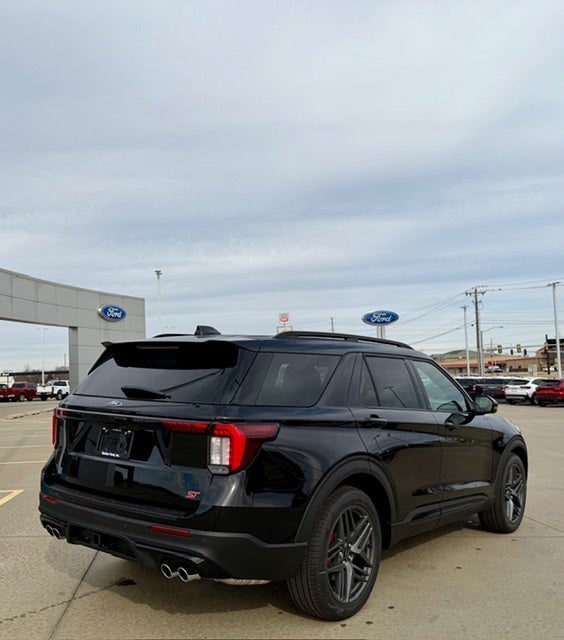 2026 Ford Explorer ST 4WD