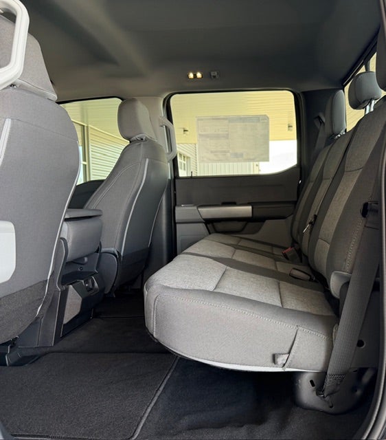 2026 Ford Super Duty F-250 SRW XL 4WD Crew Cab 6.75' Box