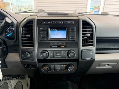 2022 Ford Super Duty F-250 SRW XL 4WD Crew Cab 8' Box