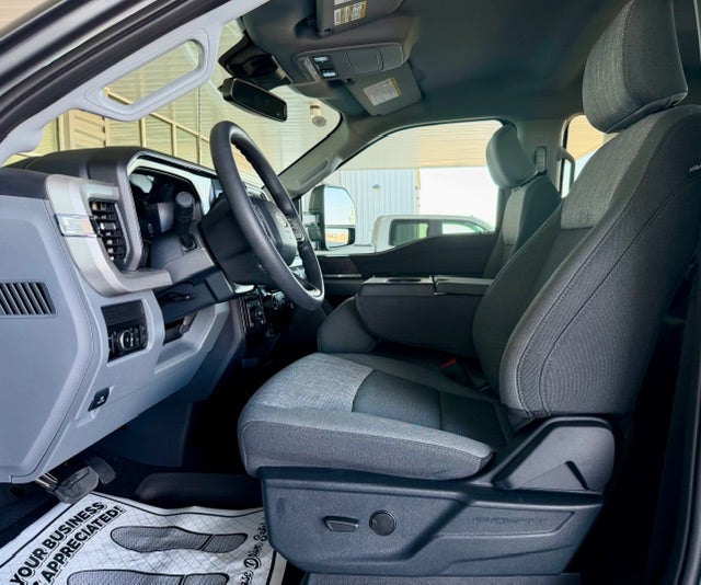 2026 Ford Super Duty F-250 SRW XL 4WD Crew Cab 6.75' Box