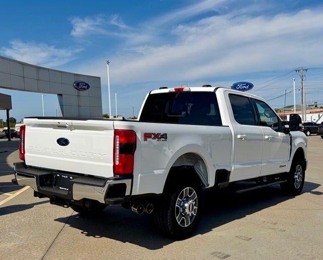 2026 Ford Super Duty F-250 SRW LARIAT 4WD Crew Cab 6.75' Box
