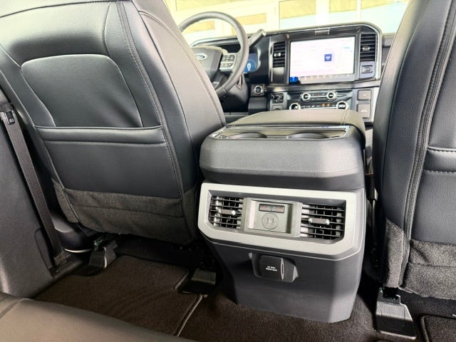 2026 Ford Super Duty F-350 SRW LARIAT 2WD Crew Cab 6.75' Box