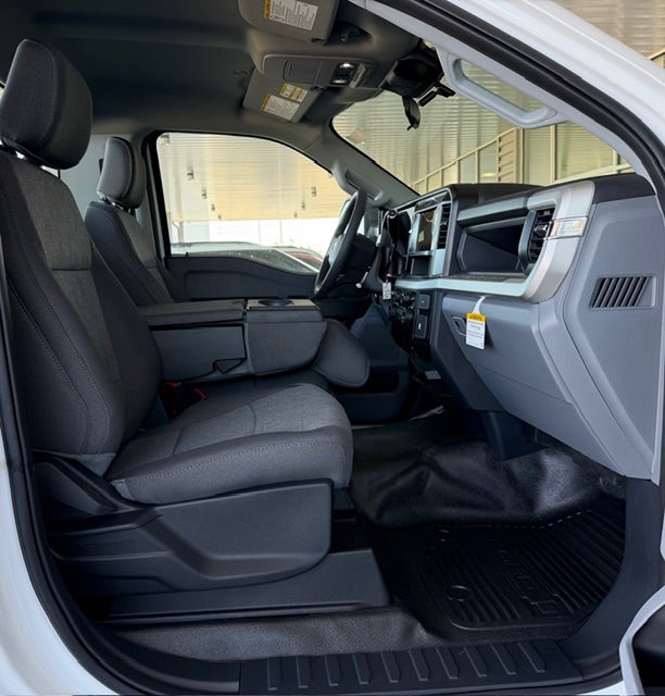 2026 Ford Super Duty F-250 SRW XL 4WD Reg Cab 8' Box