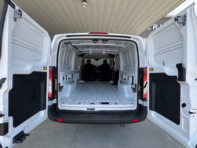 2025 Ford Transit Cargo Van T-250 148" Low Rf 9070 GVWR RWD