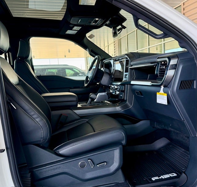 2025 Ford F-150 LARIAT 4WD SuperCrew 5.5' Box