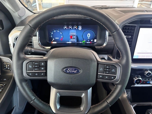 2025 Ford F-150 LARIAT 4WD SuperCrew 5.5' Box