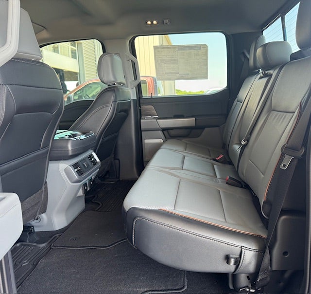 2025 Ford F-150 LARIAT 4WD SuperCrew 5.5' Box