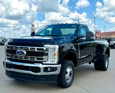 2026 Ford Super Duty F-350 DRW XL 4WD Reg Cab 8' Box
