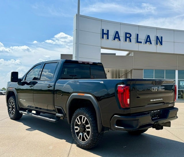 2020 GMC Sierra 2500 HD Crew Cab Standard Box 4-Wheel Drive AT4