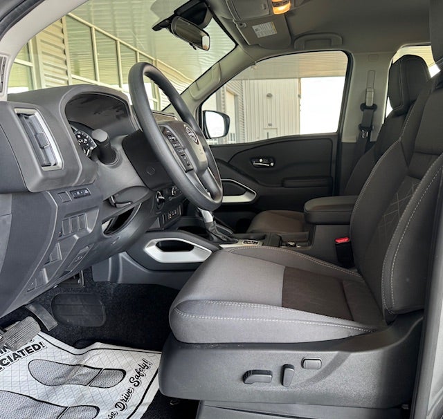 2026 Nissan Frontier Crew Cab 4x4 SV