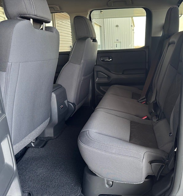 2026 Nissan Frontier Crew Cab 4x4 SV