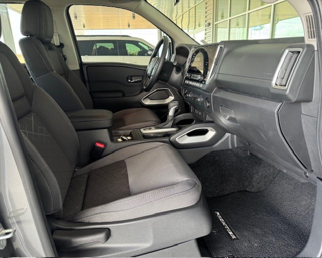 2026 Nissan Frontier Crew Cab 4x4 SV