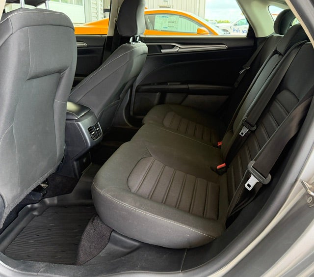 2020 Ford Fusion SE FWD