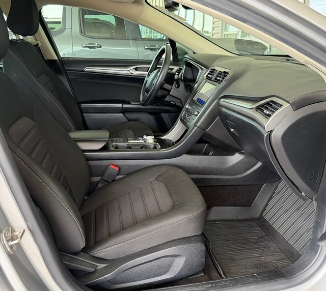 2020 Ford Fusion SE FWD