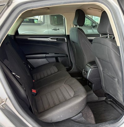 2020 Ford Fusion SE FWD
