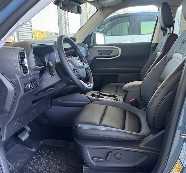 2025 Ford Bronco Sport Outer Banks 4x4